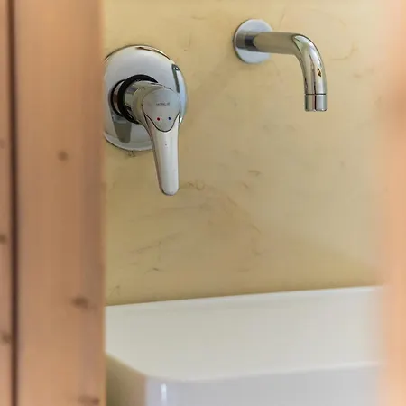 Torre Primaldo 1590 Dc By Professione Vacanze